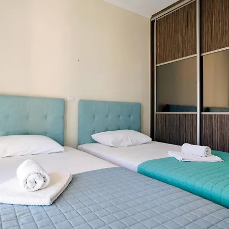 Totta אליקאנאס